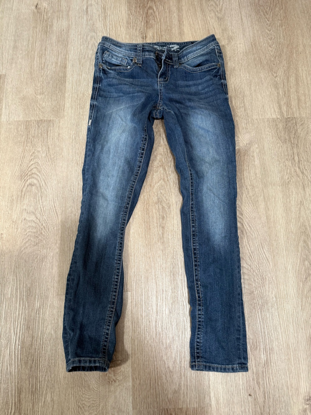 Seven7 Women’s Slim Dark Blue Washed Jeans size 4